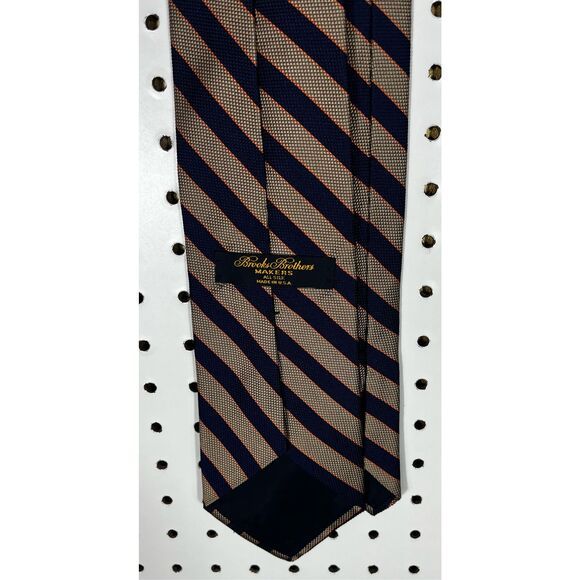 Brooks Brothers tie - Picture 4 of 4
